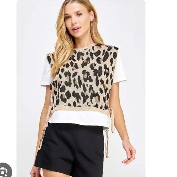 NWT ZARA Women's Cheetah Print Tie Top T-shirt Size Small - Picture 1 of 6